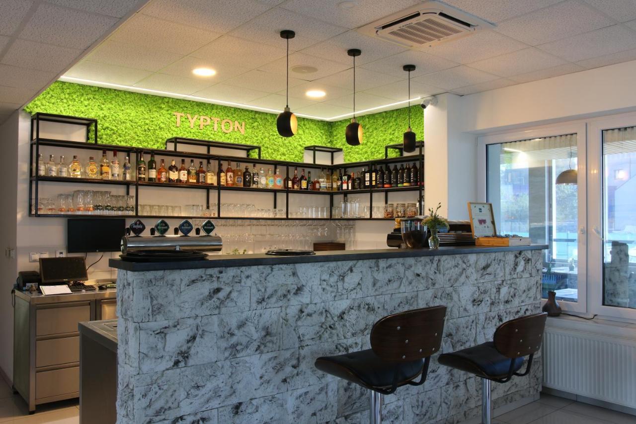 Typton Hotel&Spa Medzilaborce المظهر الخارجي الصورة