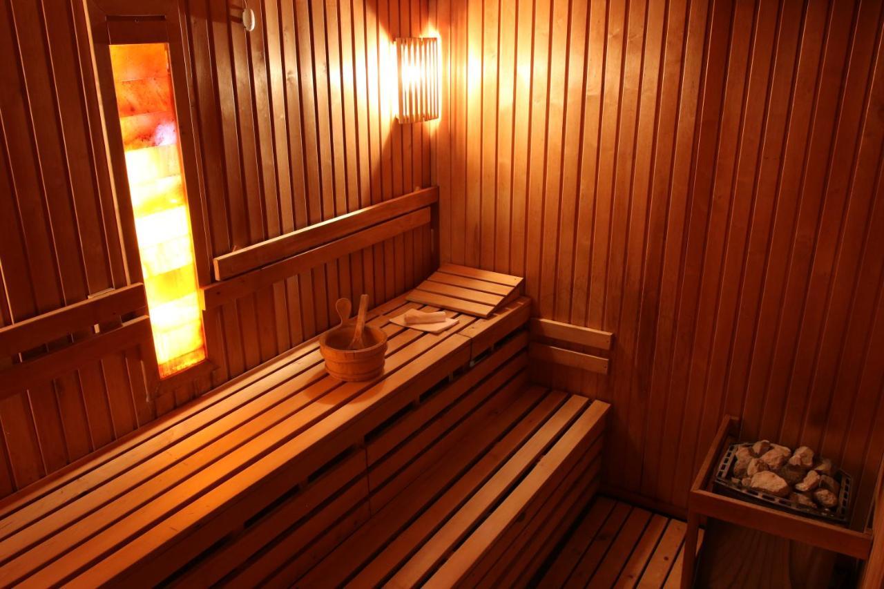 Typton Hotel&Spa Medzilaborce المظهر الخارجي الصورة