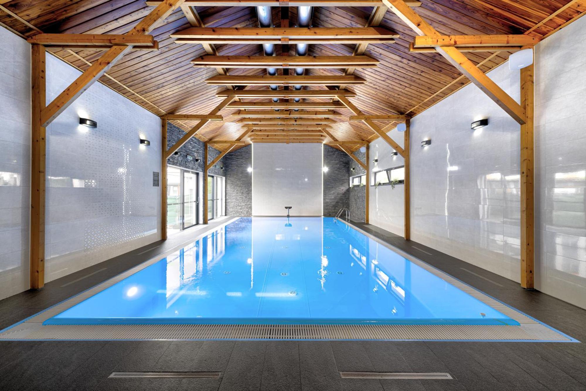 Typton Hotel&Spa Medzilaborce المظهر الخارجي الصورة