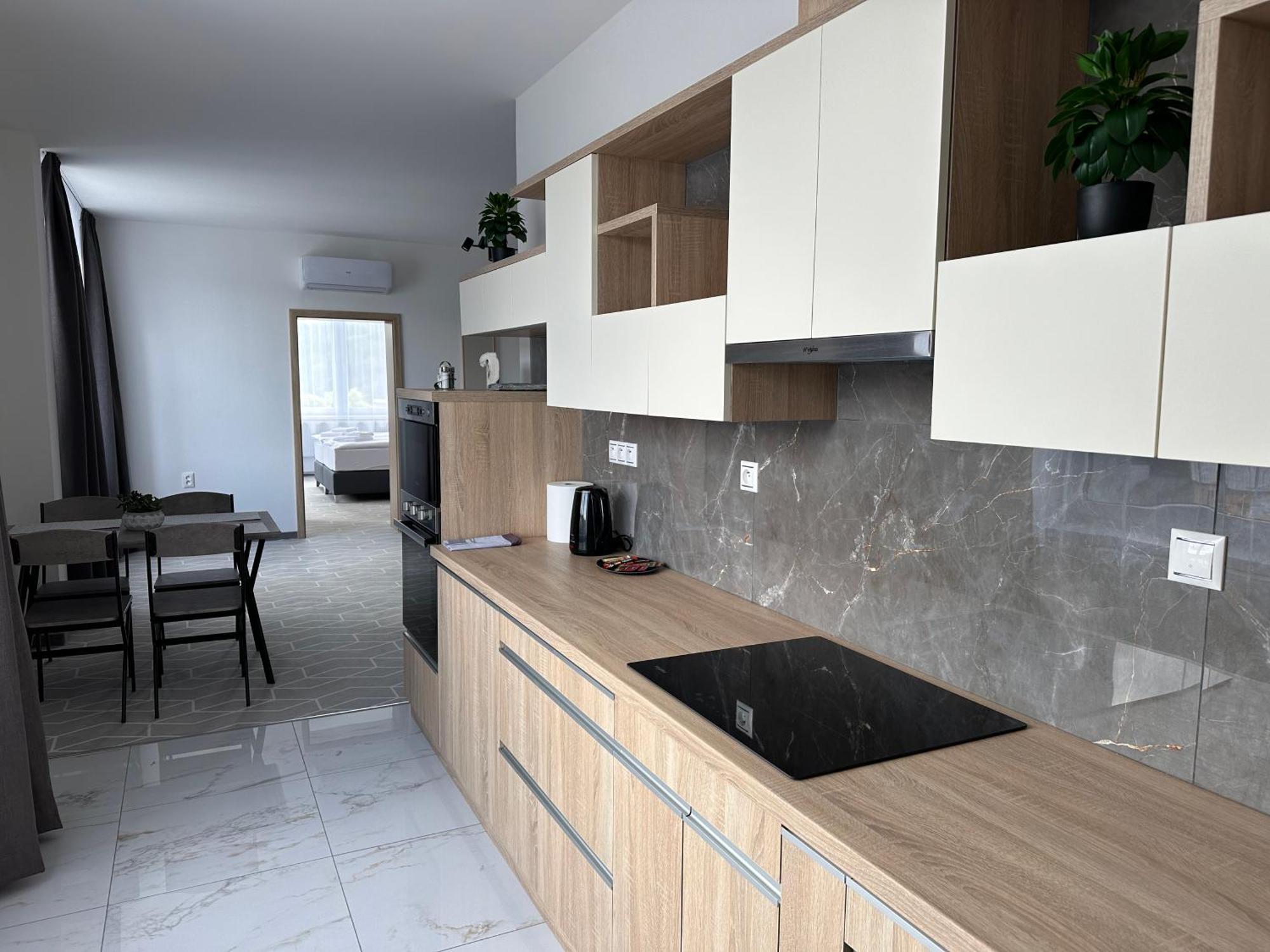 Typton Hotel&Spa Medzilaborce المظهر الخارجي الصورة